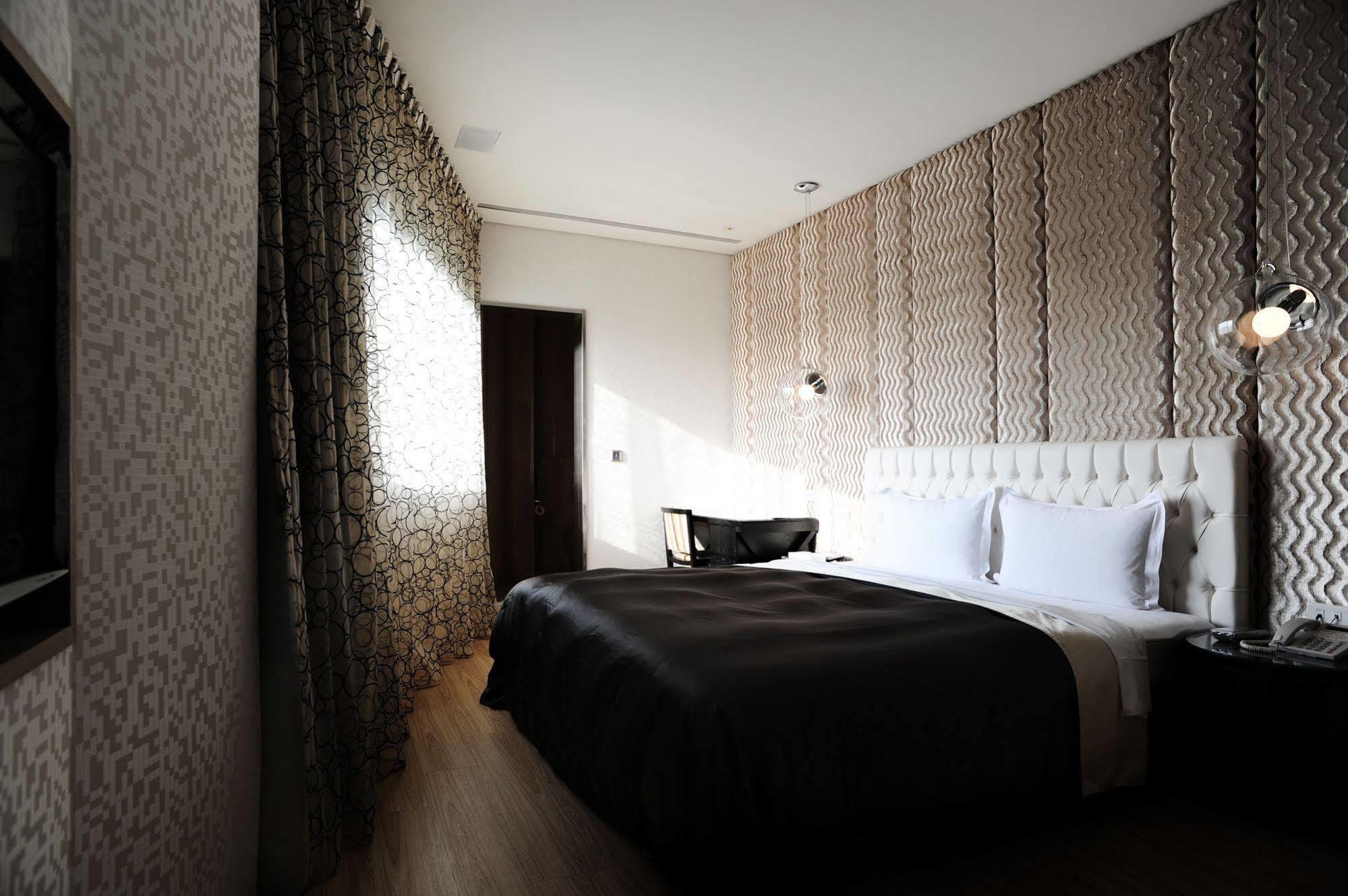 Motel Stars Taichung Exterior foto